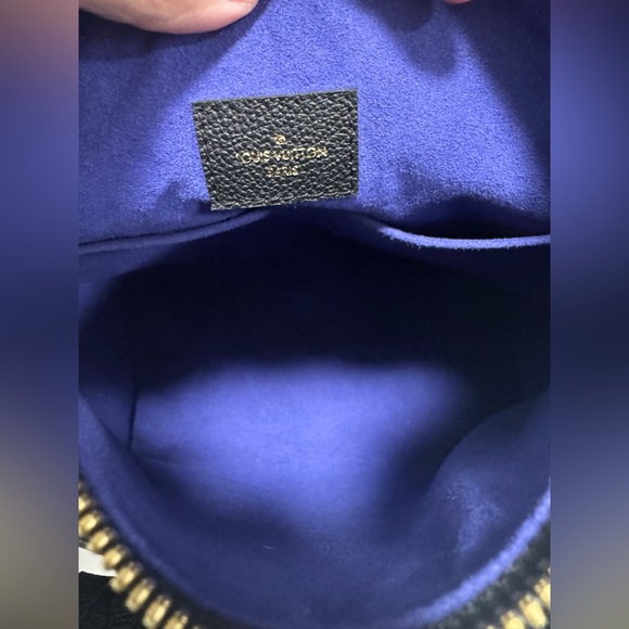 Maida Hobo Monogram Empreinte Noir Leather LIKE NEW 🖤 - Picture 13 of 16